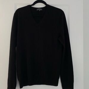 Express mens black v-neck long sleeve soft merino wool Sweater size medium